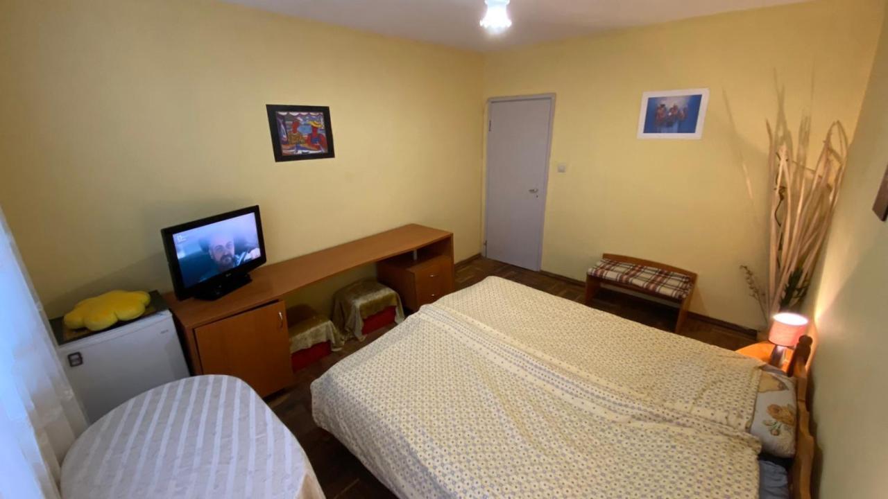 Аria B&B Бургас Екстериор снимка