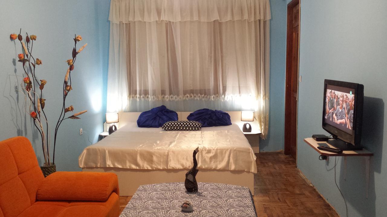 Аria B&B Бургас Екстериор снимка